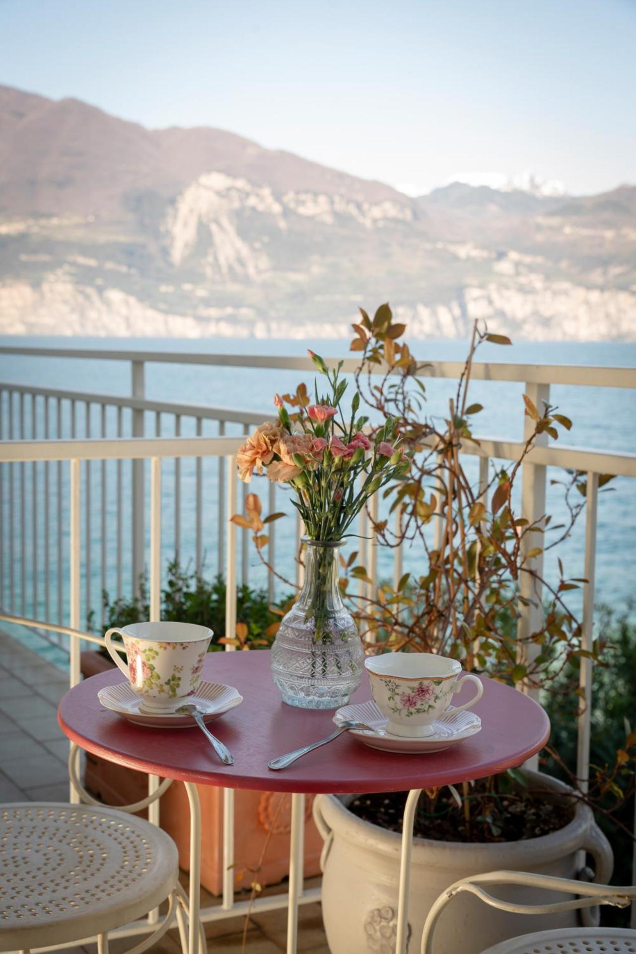La Caletta Hotel Bolognese Brenzone sul Garda Exterior foto